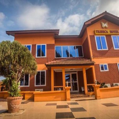 Tribeca Hotel Ghana Accra Buitenkant foto