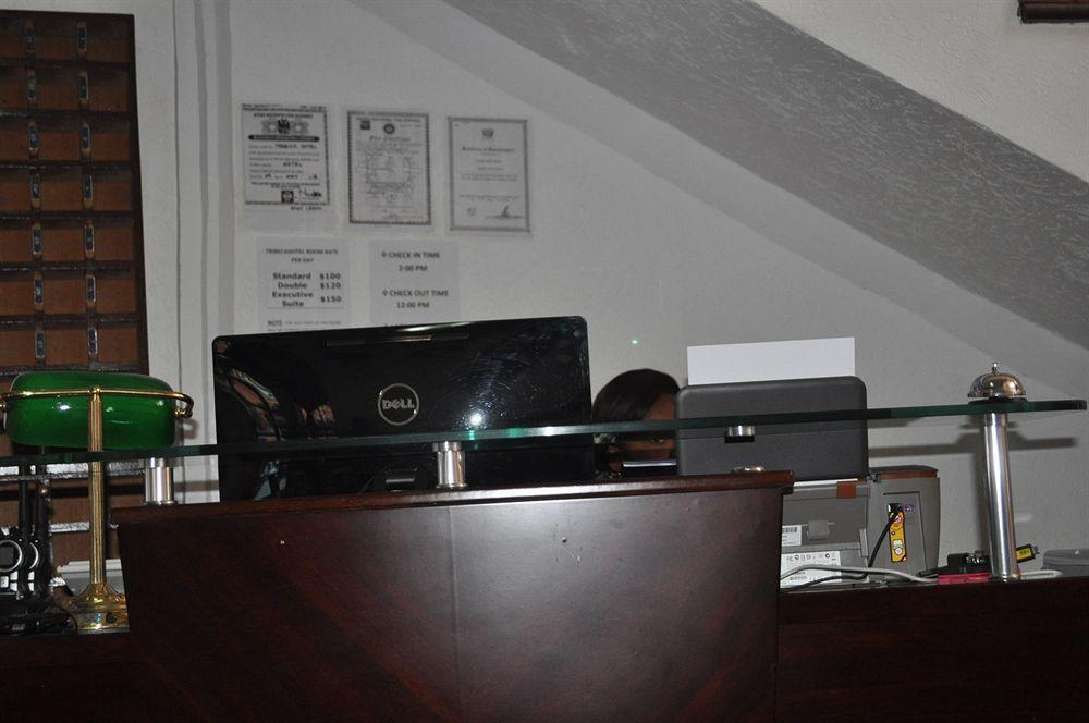 Tribeca Hotel Ghana Accra Buitenkant foto
